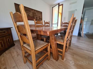 Tavolo in castagno massiccio