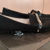 Ballerine nere con borchie