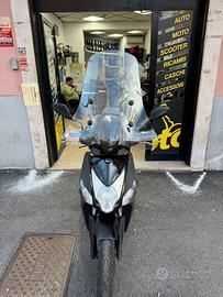 Kymco Agility 200 NERO fine 2016 - PERMUTE