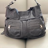 Borsa Hogan