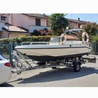 Barca a motore 7 posti motore Selva 80 hp