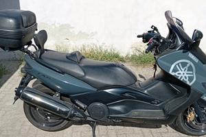 Yamaha TMax 2006
