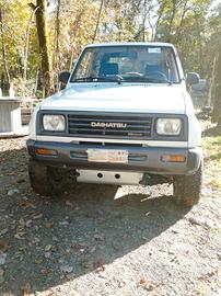 Daihatsu feroza benzina