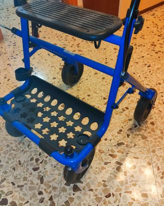 Deambulatore Rollator pieghevole blu