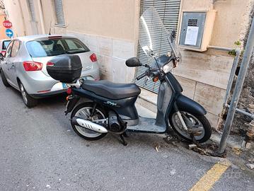 Honda SH 100 