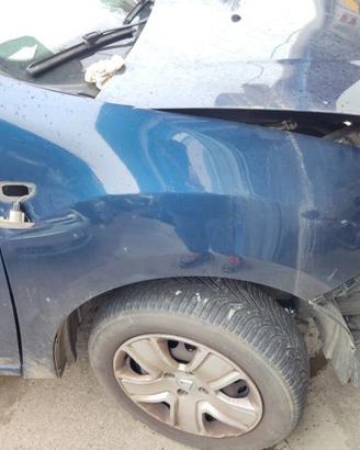 Parafango destro DACIA SANDERO del 2018
