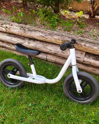 Bicicletta balance senza pedali per bambini