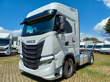 IVECO S-WAY