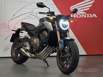 Honda CB 650 R, 2700km