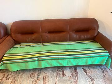 Divano letto in pelle