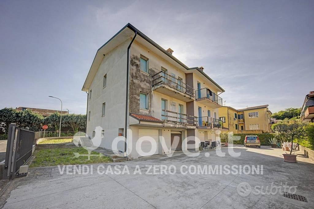 Appartamento di 80 m² con più di 5 locali e box au - Vista 6