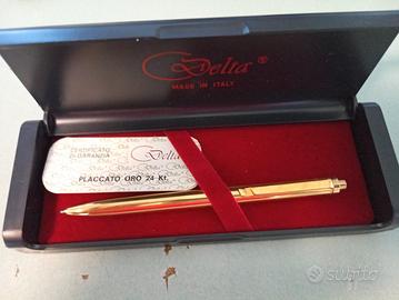 Penna a sfera DELTA PLACCATA ORO