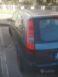 FORD Fiesta 3ª serie - 2003