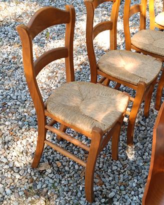 sedie in legno e paglia 