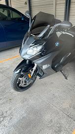 Moto molto bella, vero a fare