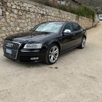 Audi s8 5.2 V10