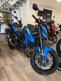 Suzuki GSX S 750