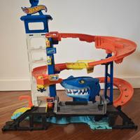 Pista Hot Wheels Shark Squalo