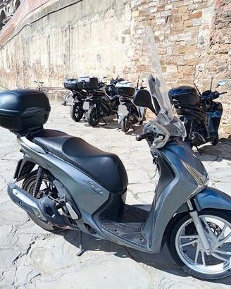 Scooter Honda Sh150
