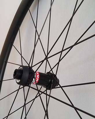 Ruote da corsa in carbonio 
