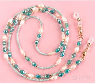 collana portaocchiali handmade verde acqua e panna