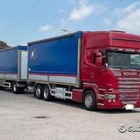 Scania r 580 e6 autotreno centinato 7.40 2015