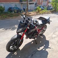 Honda CB 750 - 2023