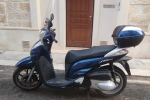 Honda SH 300