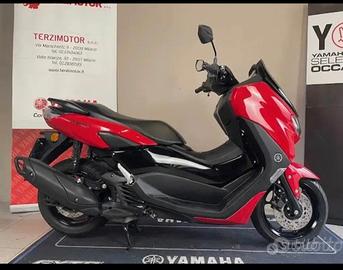 scooter YAMAHA -N MAX
