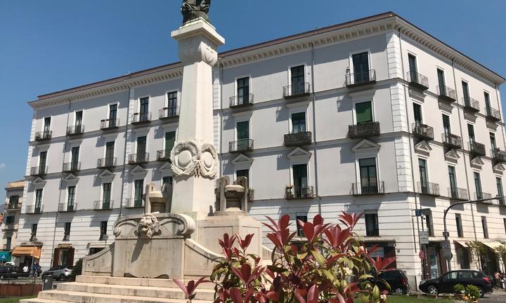 Negozio centrale - piazza abbro