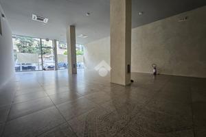 NEGOZIO A LUMEZZANE