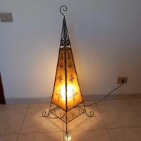 Lampada da terra Marocco in metallo e pelle 