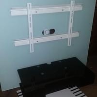 porta tv gierevole con cristallo