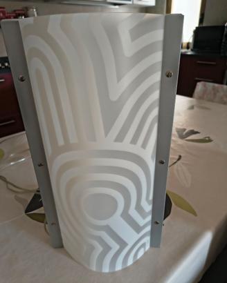 Lampada da tavolo