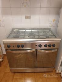 Cucina libera installazione