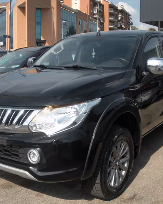 Mitsubishi L200 2.4 DI-D/181CV Double Cab Intense 