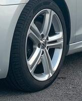 Cerchi Golf 6 17 GOMMATI PIRELLI NUOVE!!!