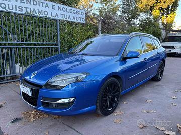 RENAULT Laguna 2.0 dCi 150CV SporTour 4Control E
