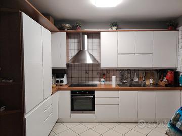 Cucina escluso elettrodomestici