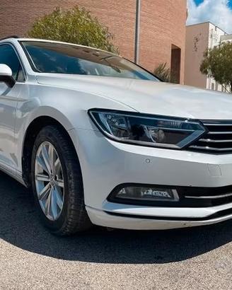 VOLKSWAGEN Passat 8ª serie - 2018
