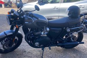 Triumph Bonneville 1200 Black