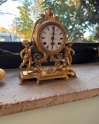 Orologio in bronzo dorato 