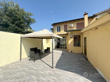 CASA INDIPENDENTE A SAN MARTINO DI LUPARI