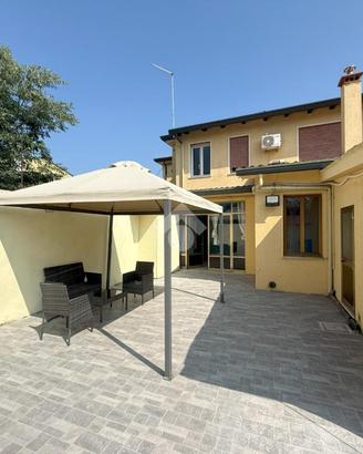 CASA INDIPENDENTE A SAN MARTINO DI LUPARI