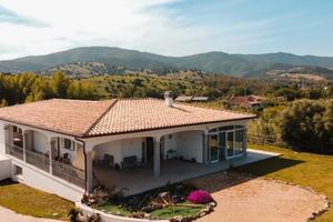 Agriturismo B&B Mares e Montes