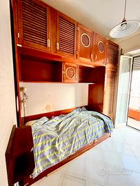 Cameretta in stile Marina in legno di mogano