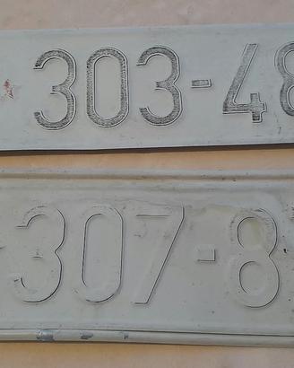 n. 2 TARGHE AUTO EX JUGOSLAVIA 