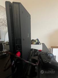 PlayStation 4 e base di ricarica