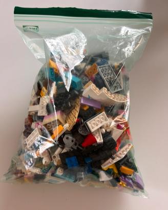LEGO pezzi misti 1,3 kg  <16€/kg