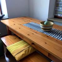 Tavolo Artigianale in Legno Massiccio + 2 Panche